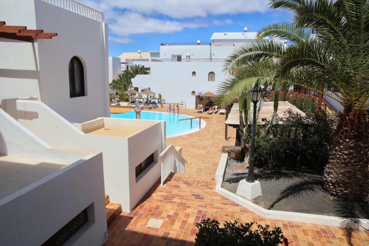 Pistachio Apartment 323 - Lanzarote Apartment กอสตา เตกีสเซ ภายนอก รูปภาพ
